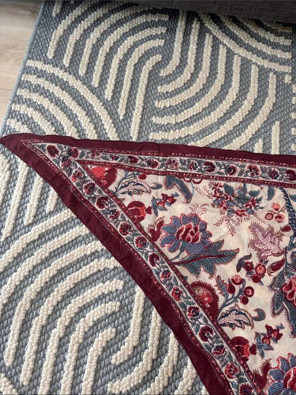 ANOKHI Cotton Triangle Scarf / Block Print Neck Scarf